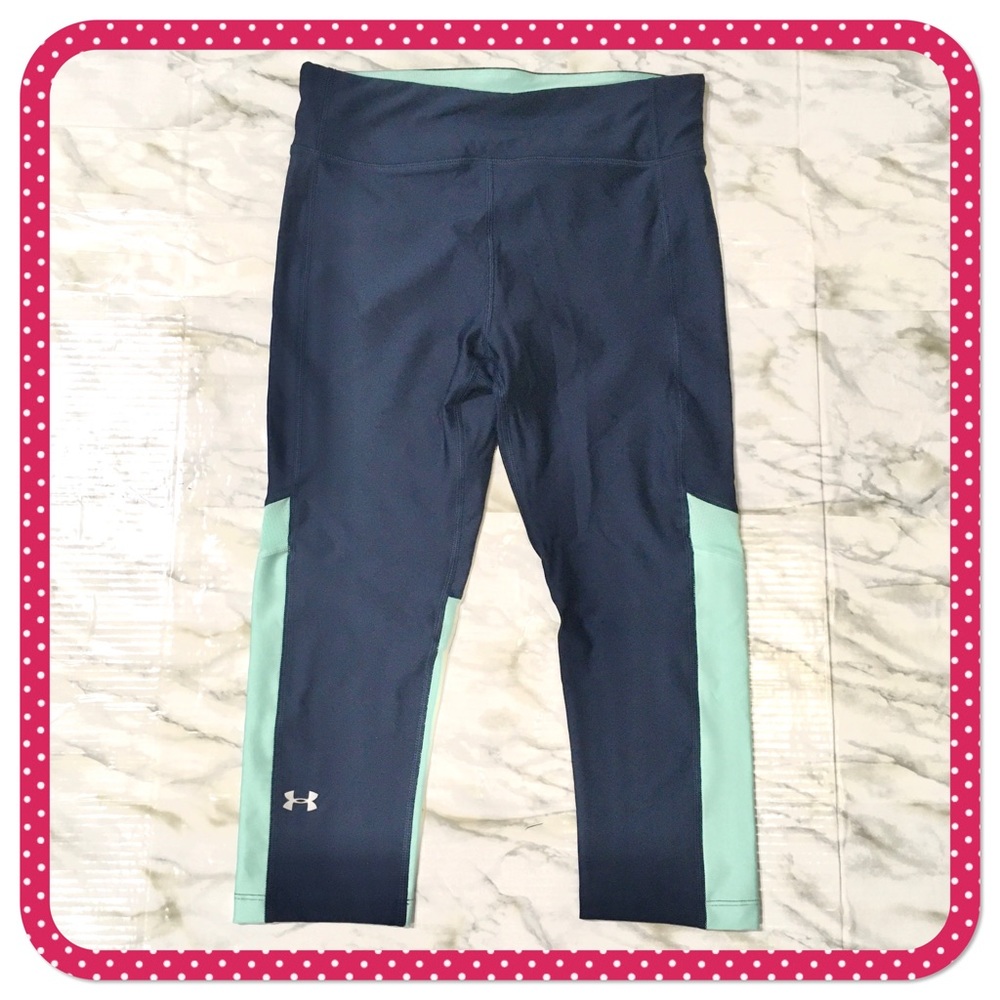 💝 UNDER ARMOUR 💝 mint green/navy blue exercise capri leggings size Medium
